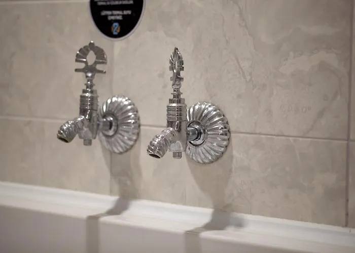 Karatay Termal Tatıl Köyü *